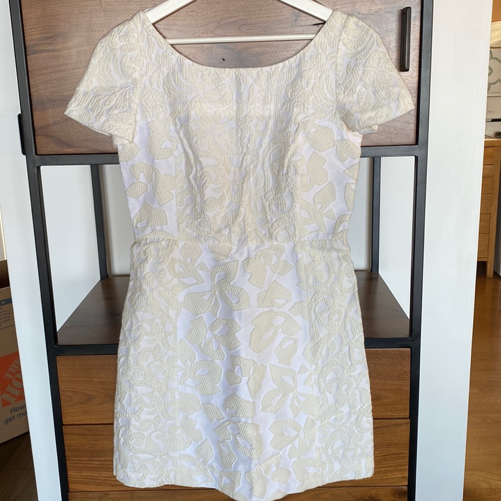 Prada Textured White Cotton Dress, Size 42 - Picture 4 of 9